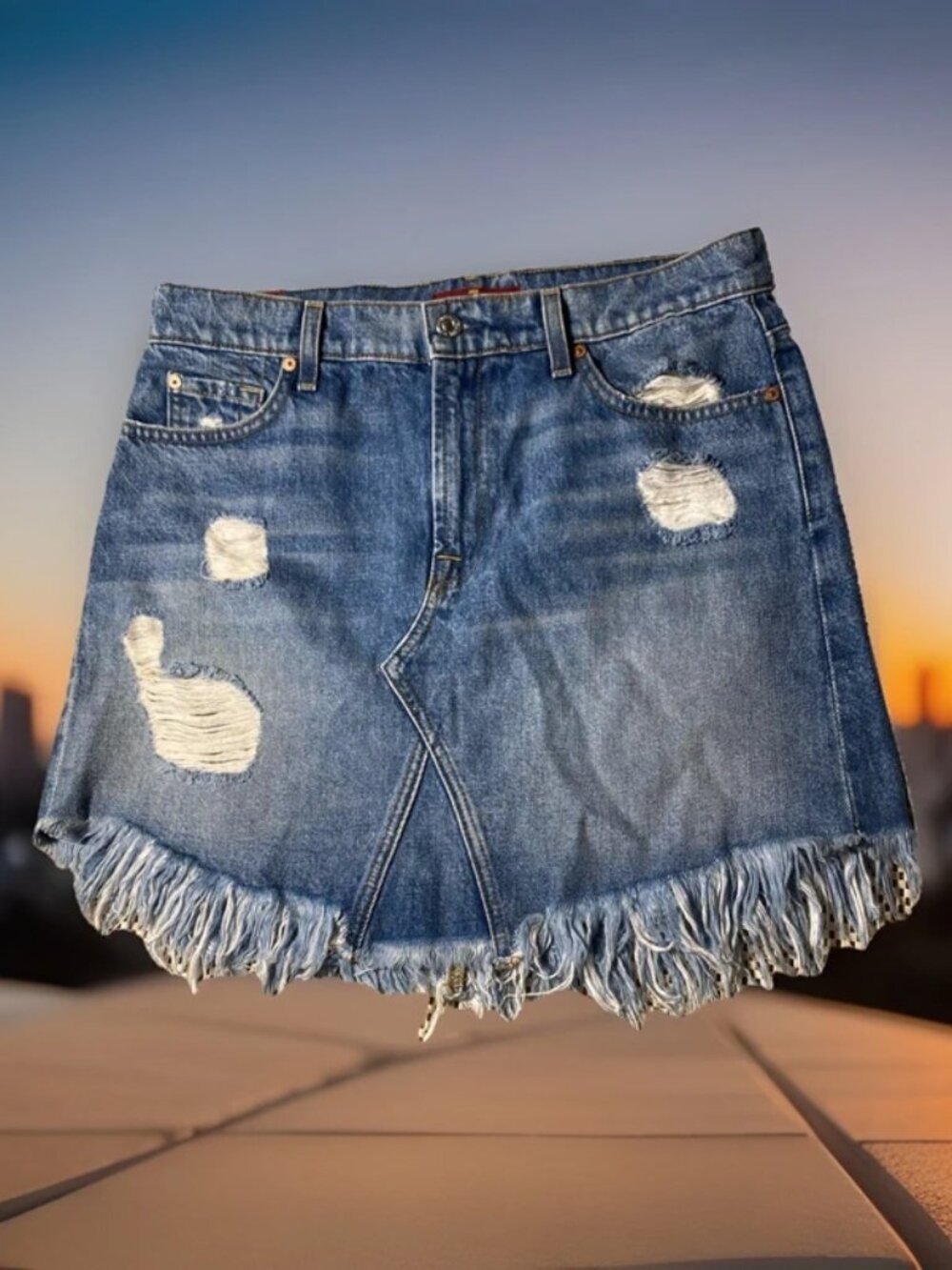 7 For All Mankind Distressed Raw Hem Frayed Denim Jean Mini Skirt Womens Size 29